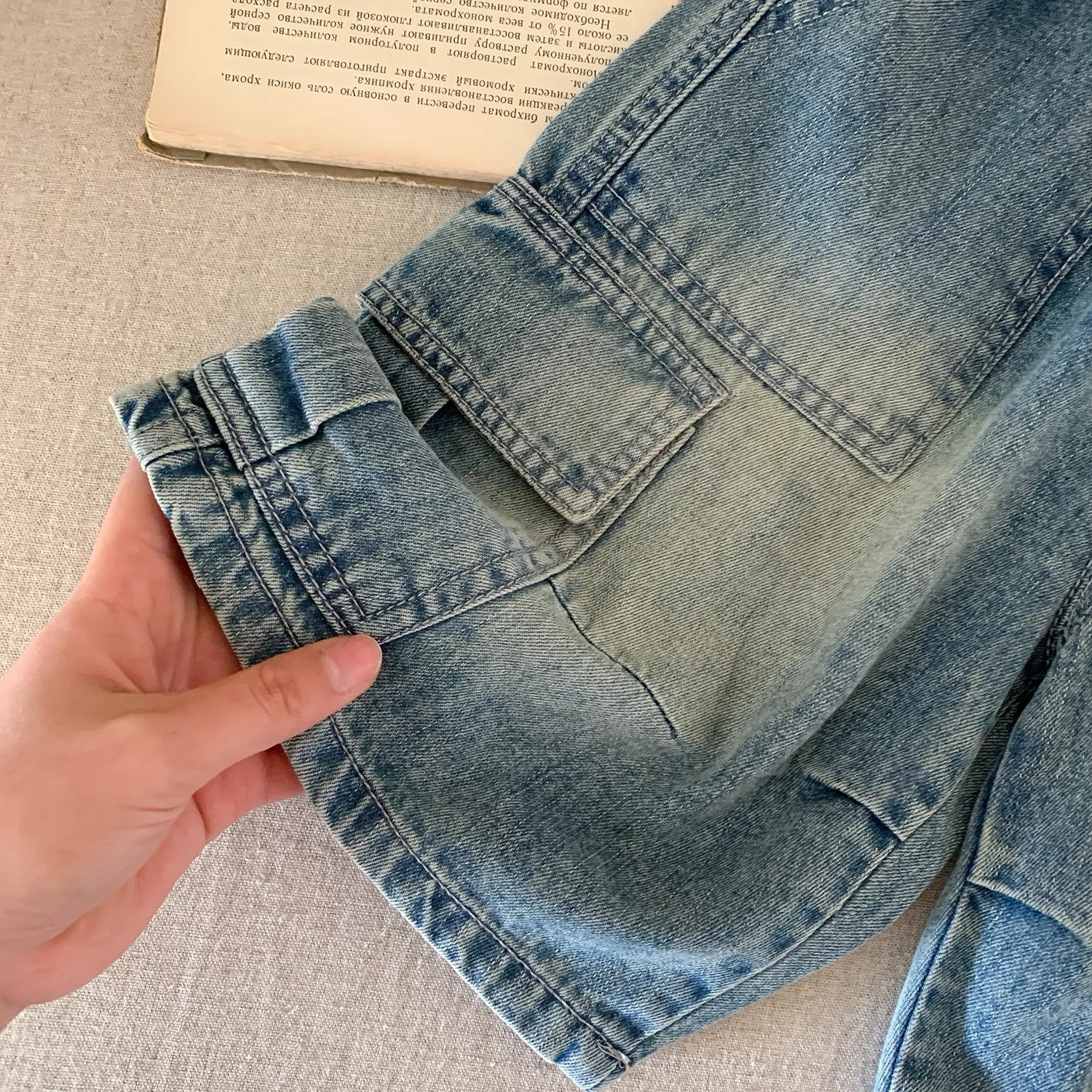 Proceso de acabado de ropa infantil personalizada